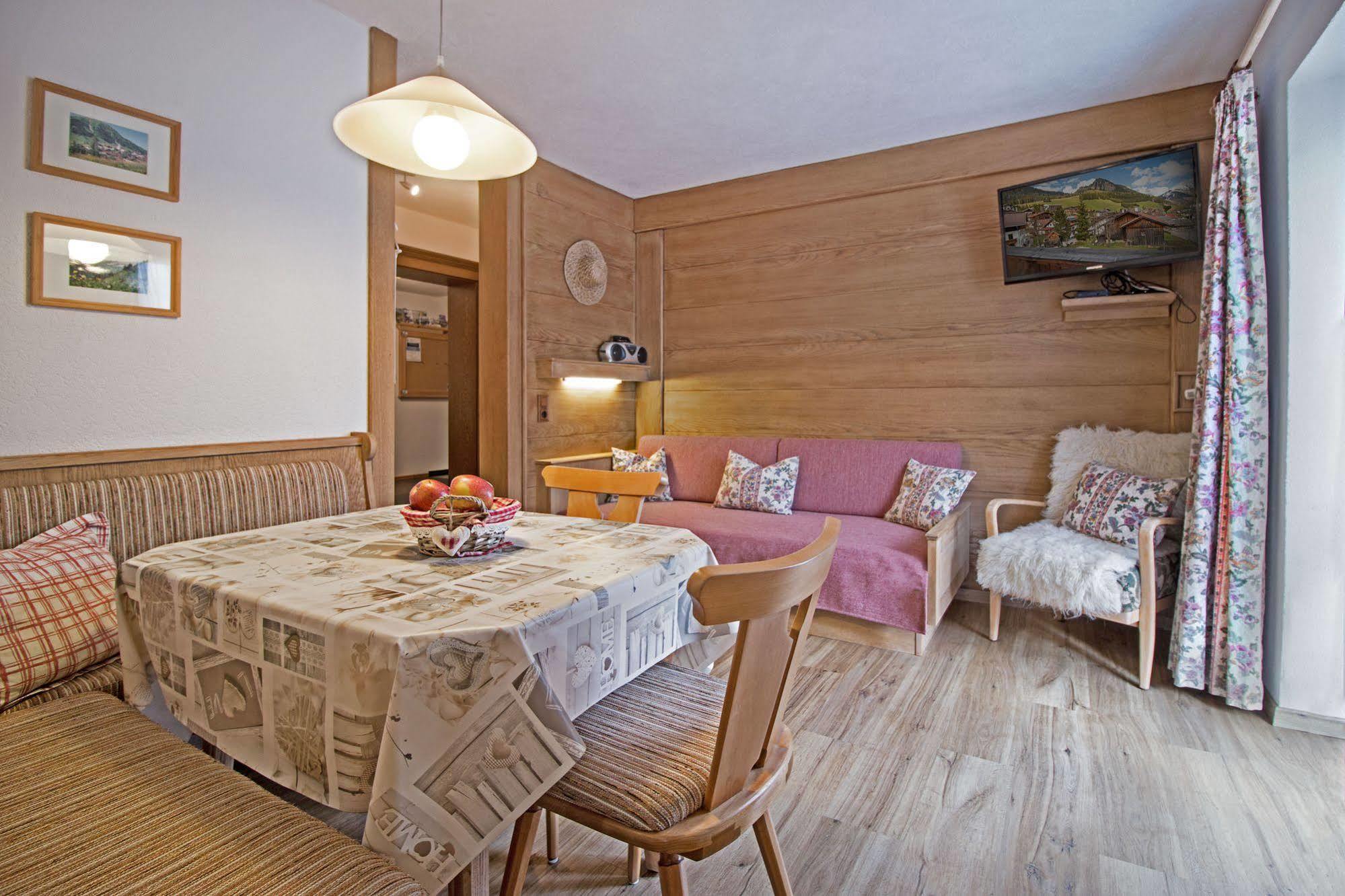 Appartement Haus Amann à Berwang Extérieur photo