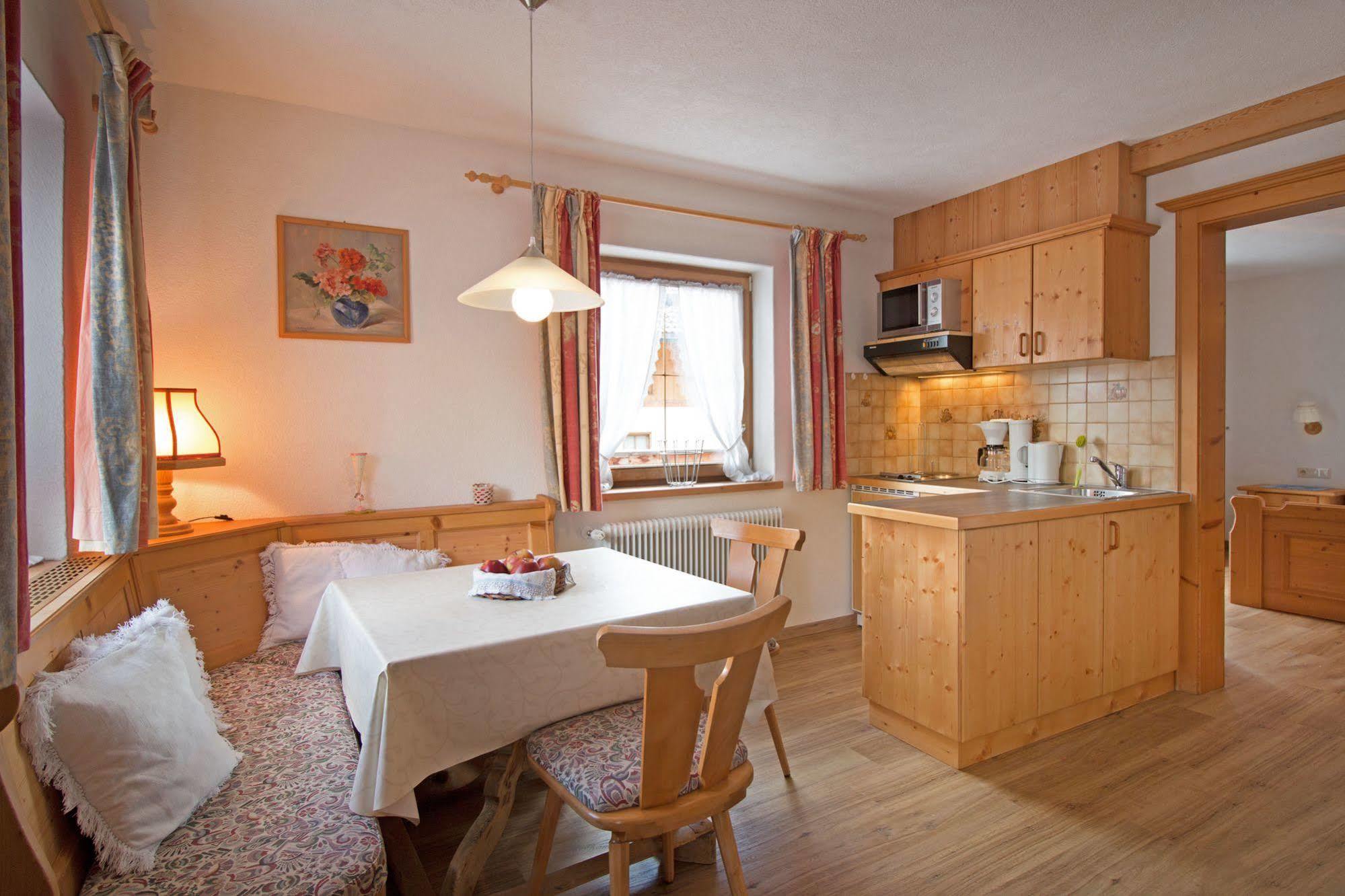 Appartement Haus Amann à Berwang Extérieur photo